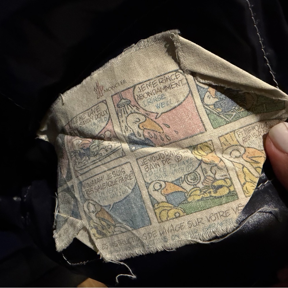 Moncler Glossy Dark Jacket with Logo - Picture 6 of 6